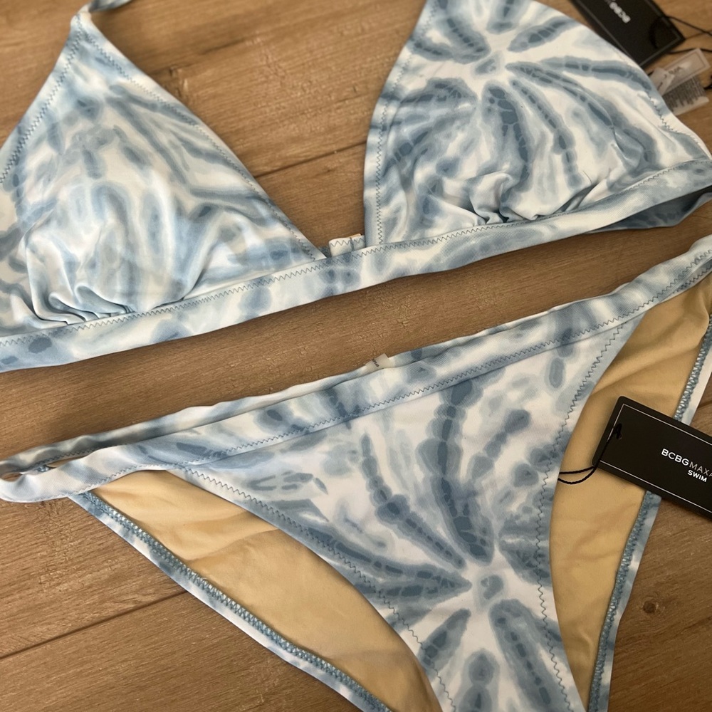 BCBG bikini - Picture 3 of 3